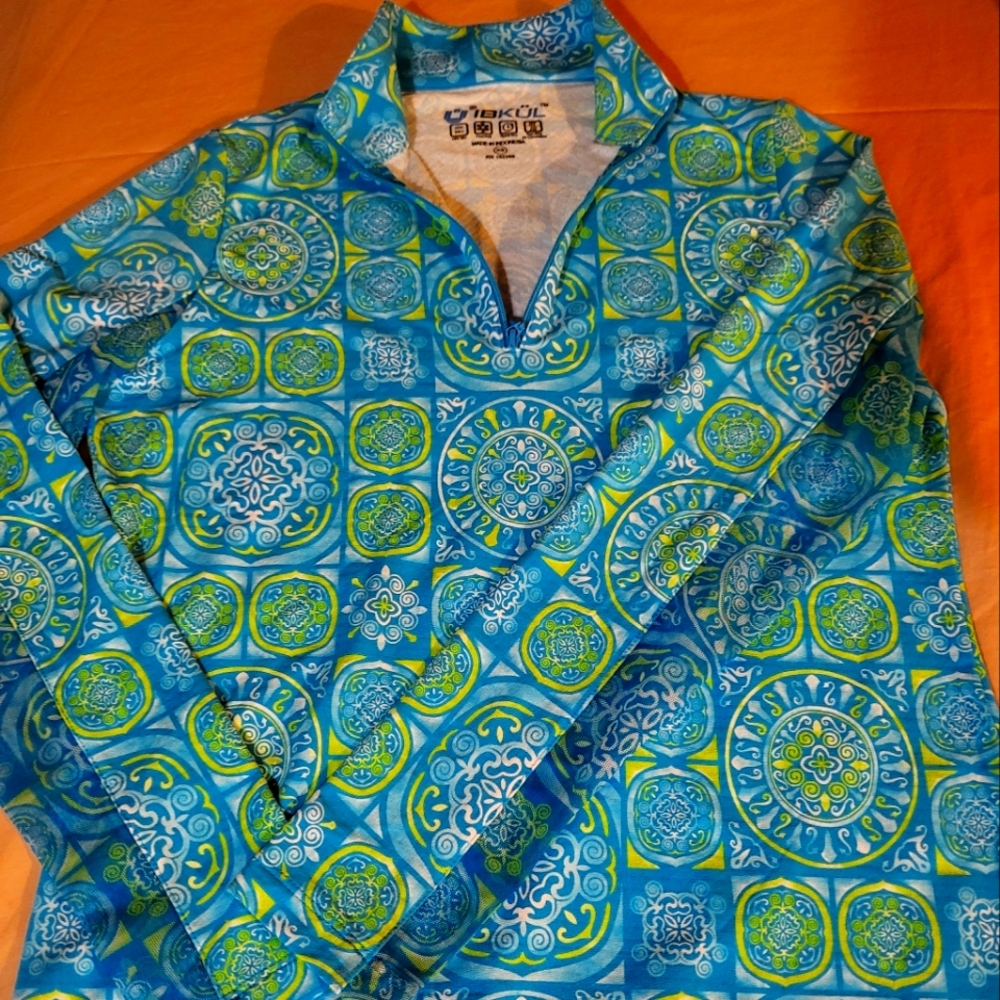 U BKUL Vibrant Blue and Green Pattern, Long Sleeve Upf50 + Quik Air Dry